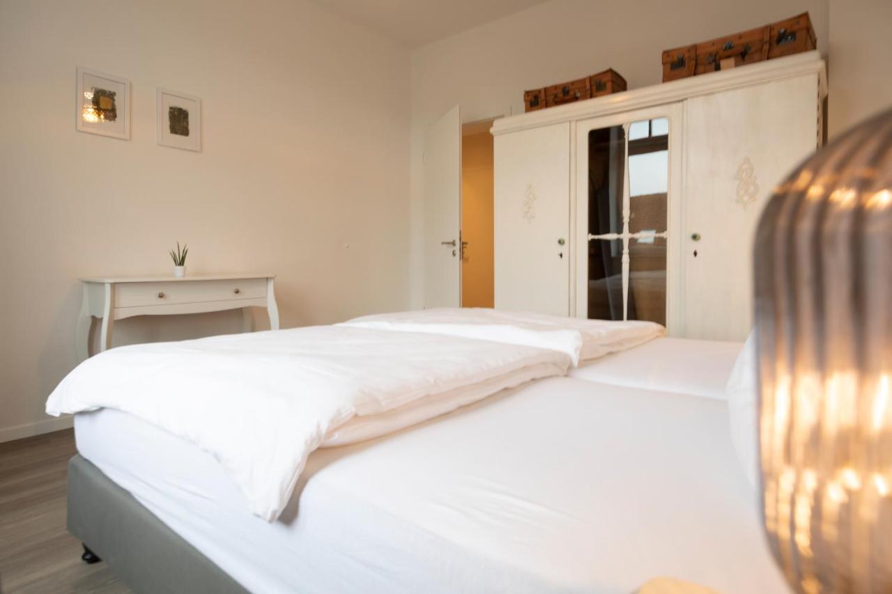 Jaybnb - Apartment Direkt Am Hafen Mit Terrasse Und Uhd Tv Dortmund Esterno foto